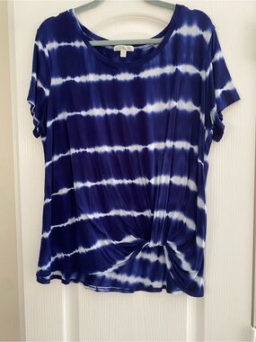 nine britton Blue and White Tie-Dye Knot Front Short Sleeve Top